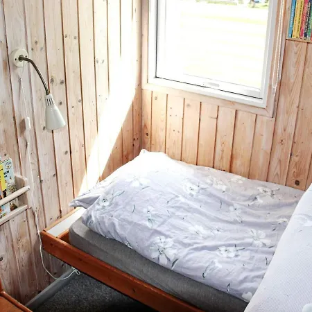 Ferienhaus Three-bedroom Holiday In 103